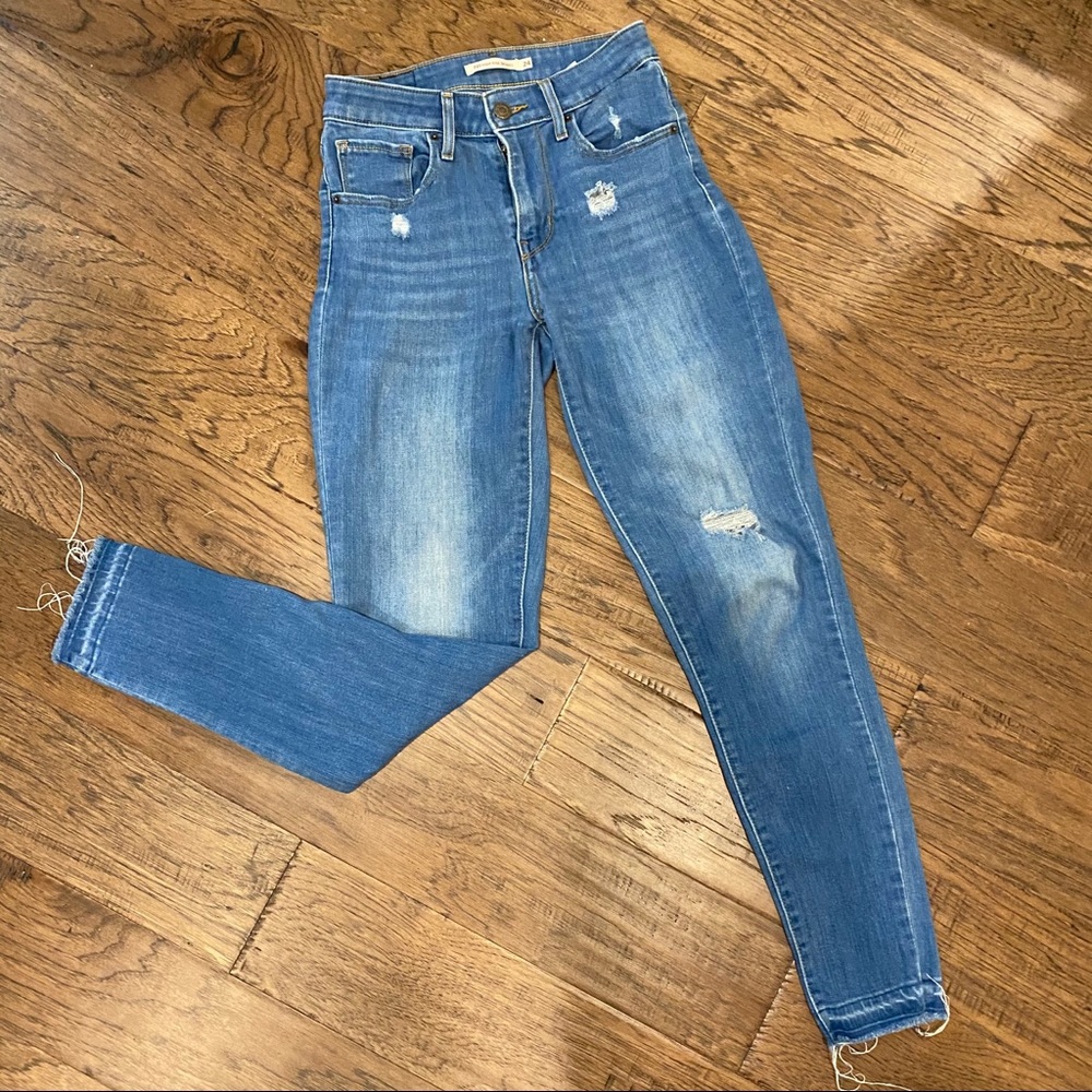 Levi’s 721 High Rise Skinny 24x30